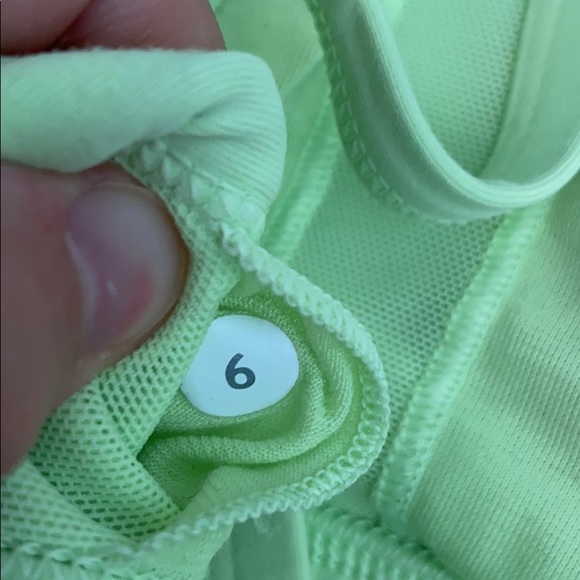 Lululemon sports bra - Picture 3 of 3
